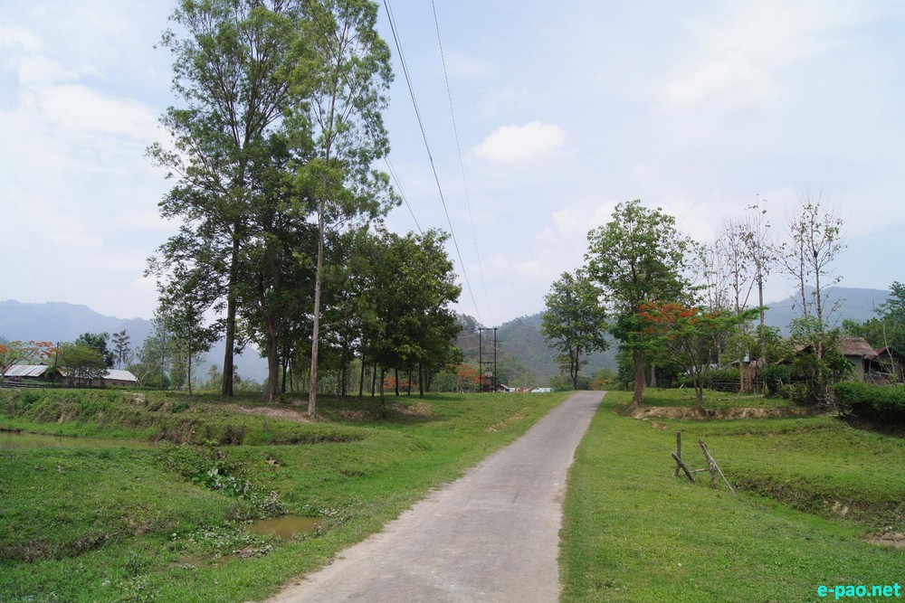 Hongman Khongbal : A Tangkhul Village in Senapati district of Manipur :: May 2014   

27~ http://www