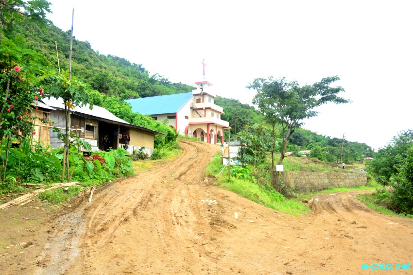 S Lonphai Village - in Thangjing Hill range under Henglep Sub-division of Churachandpur district :: 18th July 2020