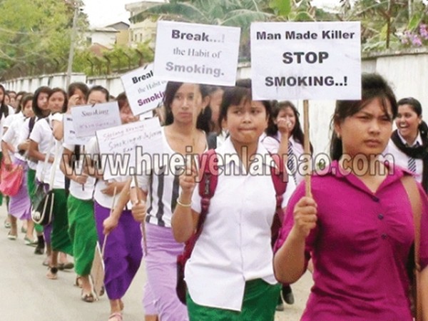 Students participating an anti tobacco rally in Imphal