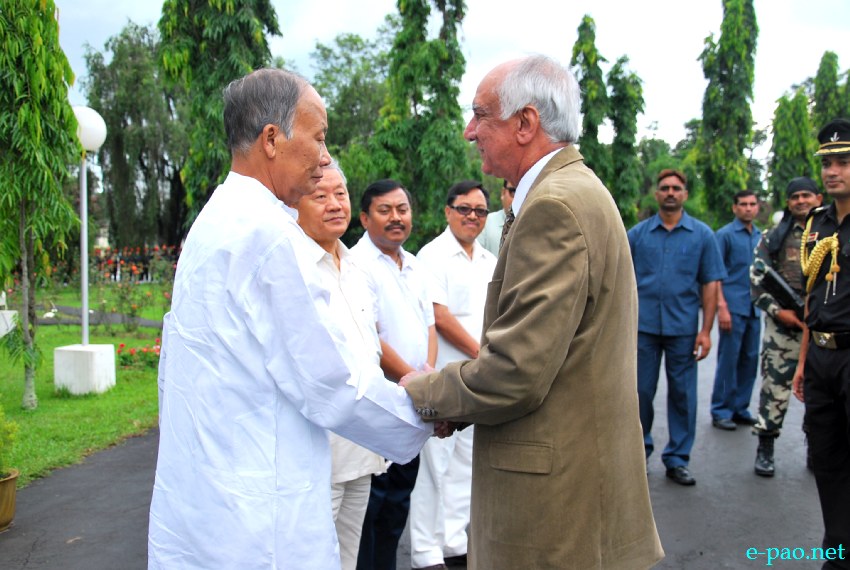 State government paid a 'Guard Of Honour' to outgoing Governor Gurbachan Jagat at Raj Bhavan, Imphal :: July 23, 2013