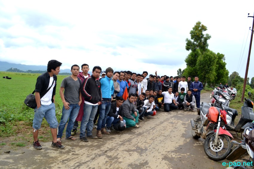 Bikers Team on a mega tour from Pune to Khongjom in Manipur after passing through North Eastern states via Kolkata :: October 05 2013