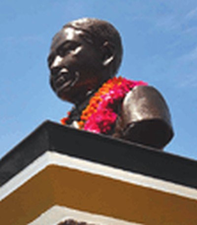 a bust of Dr Lamabam Kamal