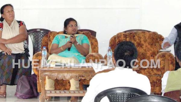 DC Jacintha interacts with public on NEP