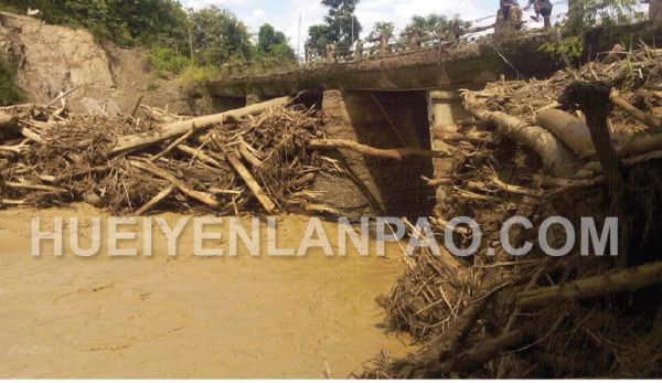 ASUI demands Government to dismantle abandoned bridge