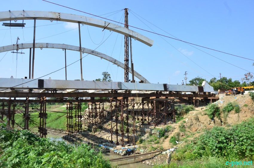 Sanjenthong Bridge still undergoing construction as first week of  May 2015