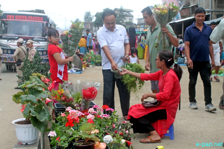 1st Mao Market day observed at Nagamapal opposite Khoyathong Pukhri Achouba :: 25 July 2017