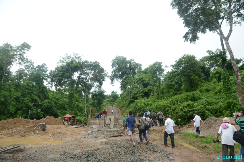 Central team  forced to visit disputed Indo-Myanmar Border Pillar Number 81 at Kwatha Khunou, Tengnoupal, Manipur :: 25 July 2018