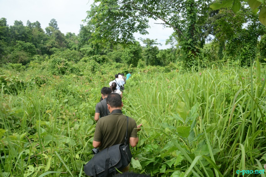 Central team  forced to visit disputed Indo-Myanmar Border Pillar Number 81 at Kwatha Khunou, Tengnoupal, Manipur :: 25 July 2018