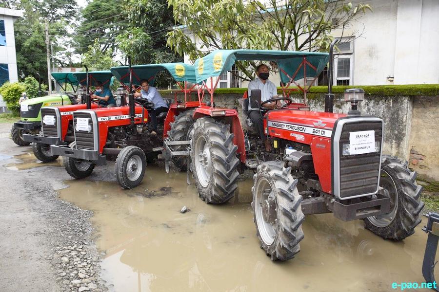  Distribution of Power Tillers, Tractors, and Planning Materials by CM at Sanjenthong :: July 12 2020  