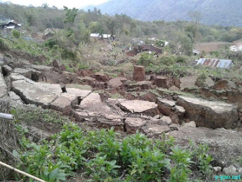 Landslide at Sirarakhong in Ukhrul District (85 kms from Imphal) :: 6th April 2017