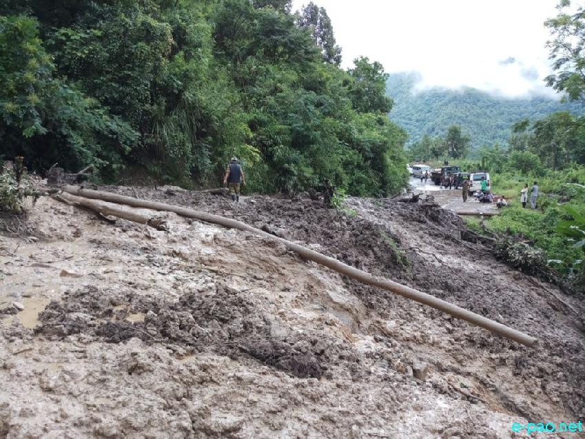 Landslide at Makhan in Senapati District :: 26th August 2017