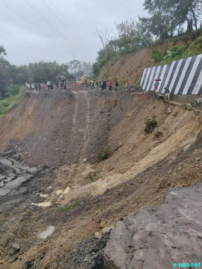 National Highway 2 (NH-2) cut off due to heavy rains at Khongnem Thana (Senapati district)  ::  October 24 2020