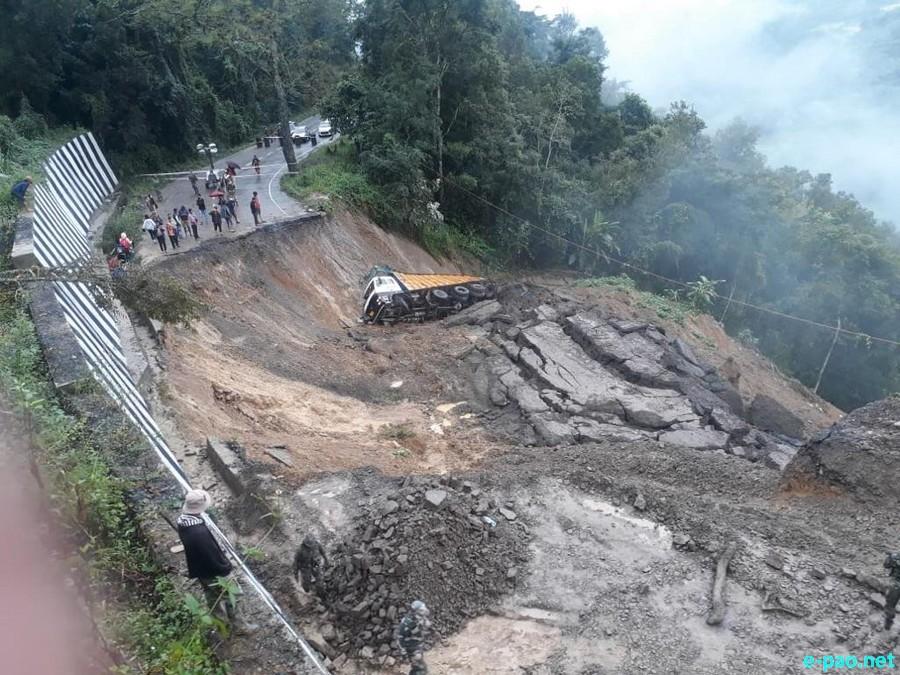 National Highway 2 (NH-2) cut off due to heavy rains at Khongnem Thana (Senapati district)  ::  October 24 2020