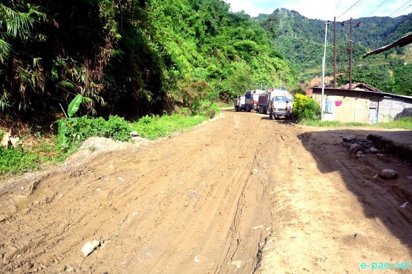 Pathetic road condition on Imphal-Jiribam highway (NH 37) :: 8th September 2021