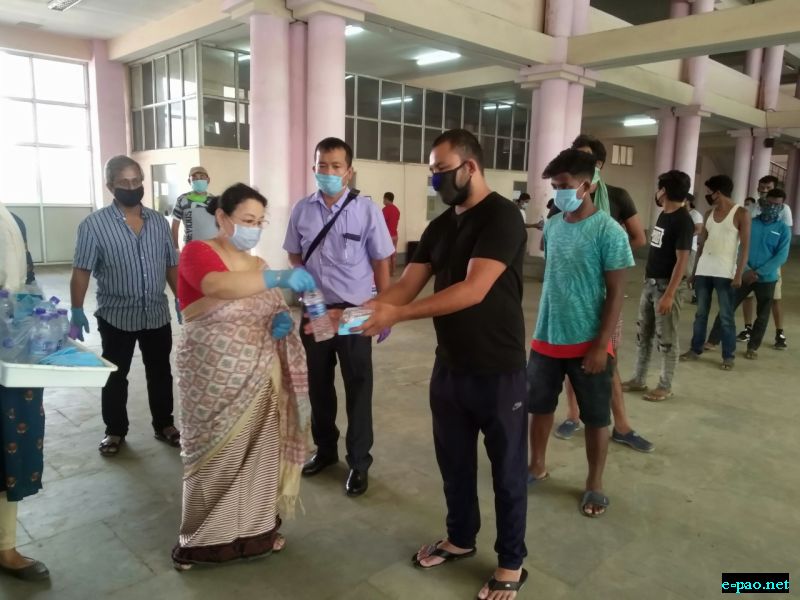 COVID-19 :: Safety kits distributed to frontliners at ISBT, Khuman Lampak, Imphal  :: 22nd June 2020
