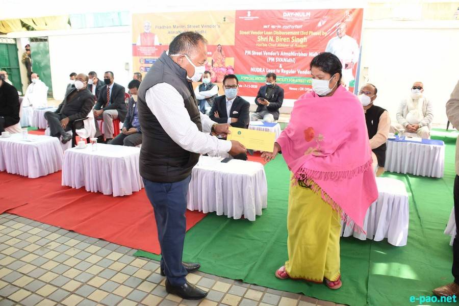 COVID 19 : Loan Distribution function to 3,362 vendors at CM Bungalow, Imphal :: December 07 2020