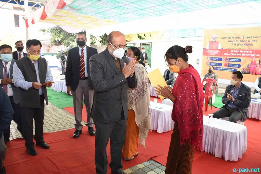 COVID 19 : Loan Distribution function to 3,362 vendors at CM Bungalow, Imphal :: December 07 2020