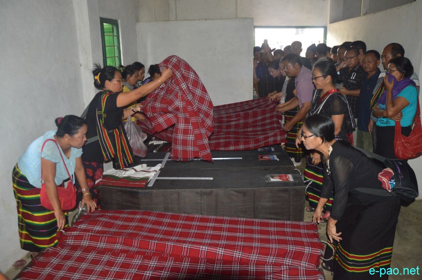 ILP : Members of UNC at Churachandpur District Hospital condoled death of eight tribal youths :: 05 September 2015