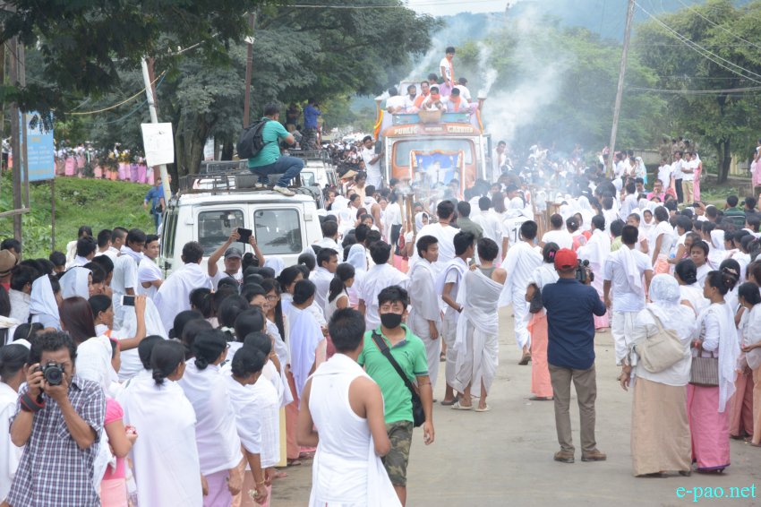 ILP : Thousands of mourners joined funeral procession of Lamjing Meira at Awa Ching, Imphal East :: 3rd Sept 2015