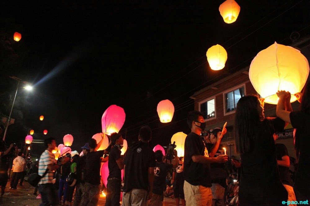 ILP : Releasing of flying lanterns held across Churachandpur town :: August 30 2016
