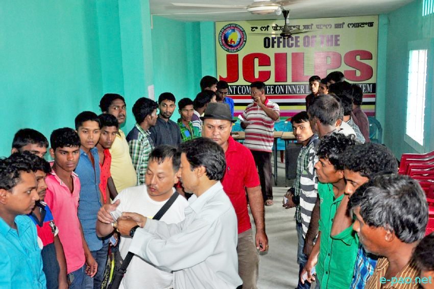 ILP : JCILPS Volunteers  pulled up 47 non-local labourers who did not possess any documents :: July 17 2016
