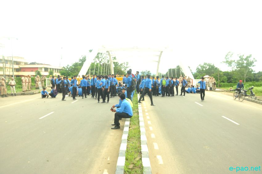 ILP : Students clash with Police Personel at Konung Mamang and Hapta :: July 26 2016