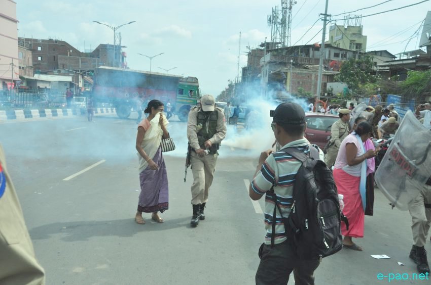  ILP : Women protestors and Police clash at Keisampat Junction :: June 15 2016 .    