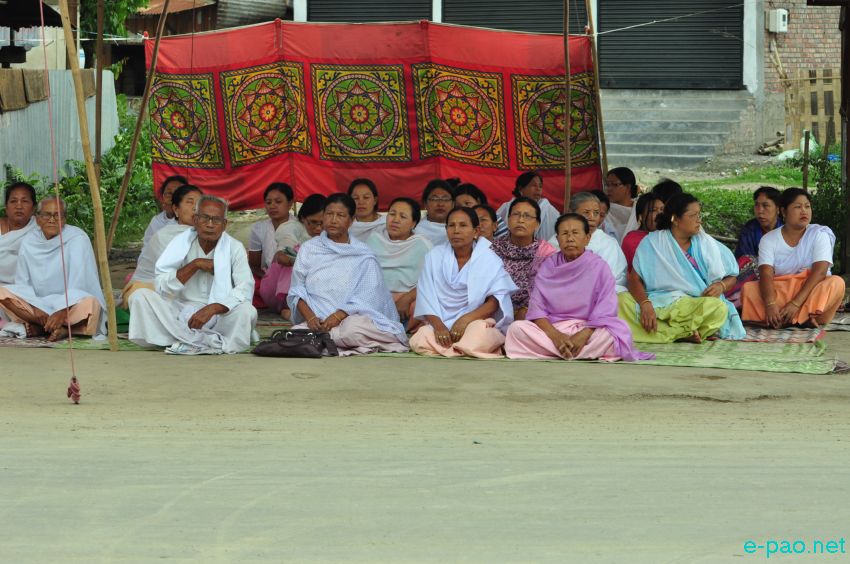 ILP : Sit In Protest at Konung Mamang to Erilbung, Imphal :: May 13  2016
