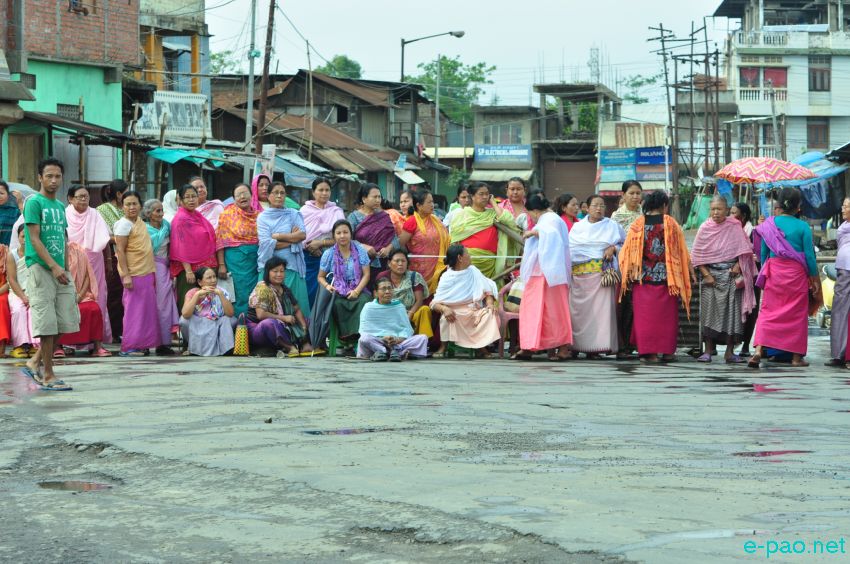 ILP : Sit In Protest at Konung Mamang to Erilbung, Imphal :: May 13  2016