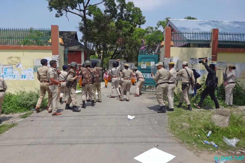 ILP : TG higher Secondary school students  staged protest demanding  implementation of ILPS :: 27 May 2016