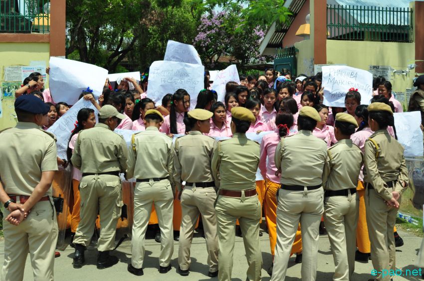 ILP : TG higher Secondary school students  staged protest demanding  implementation of ILPS :: 27 May 2016