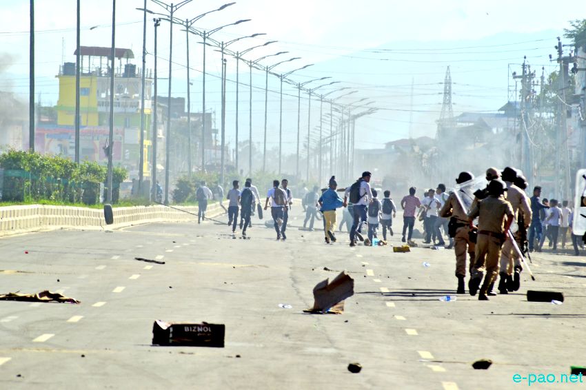 ILP :  Students clash with Police at Kwakeithel Keithel  :: September 14 2016