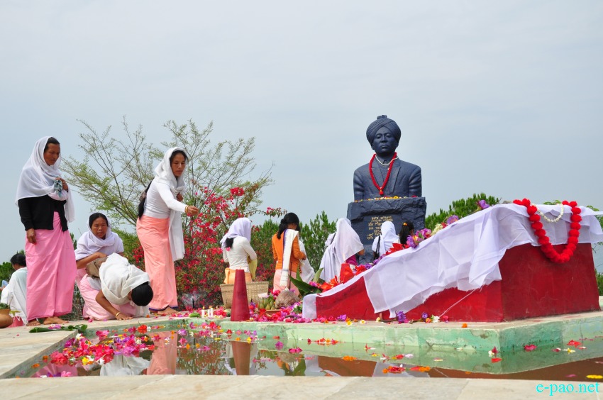Floral tributes for Athoubasingi Numit at Martyr's Memorial Complex at Chingmeirong Cheiraoching :: 13 April, 2015
