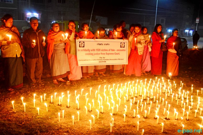 Candle light vigil at Takhel Leikai on Supreme Court hearing for 1525 fake encounter cases  :: December 8 2015
