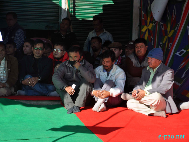 Sit in Protest at New Checkon and Keishamthong Keithel, Imphal regarding Momoko incident :: 31 December  2012