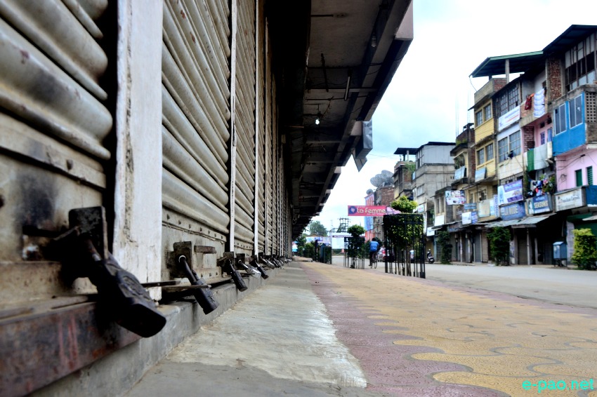 Deserted streets in Keithel areas due to General Strike called by CORCOM on Independence Day :: 15th August 2014