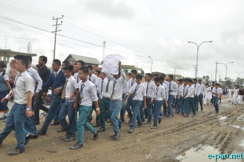 Students of Temple of Learning  demanding for implementation of Inner Line Permit  :: 23 July 2014