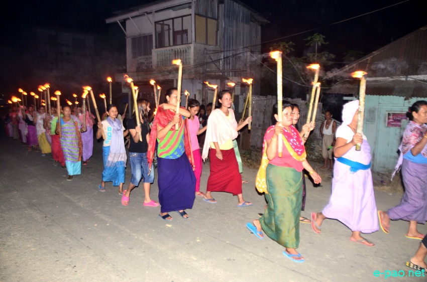 Meira Paibi Protest at Uripok, Thangmeiband  demanding implementation of Inner Line Permit System :: July 28 2014