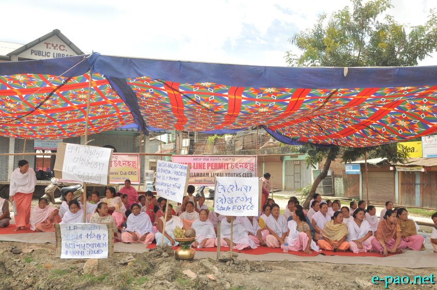 Sit-in-protest at Sega Lambi Thouda Bhabok demanding implementation of Inner Line Permit System :: July 27 2014