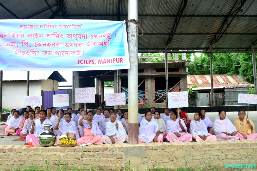 Sit-In-Protest at Wangoi, Samurou and Pheijaleitong   demanding implementation of Inner Line Permit System :: August 01 2014