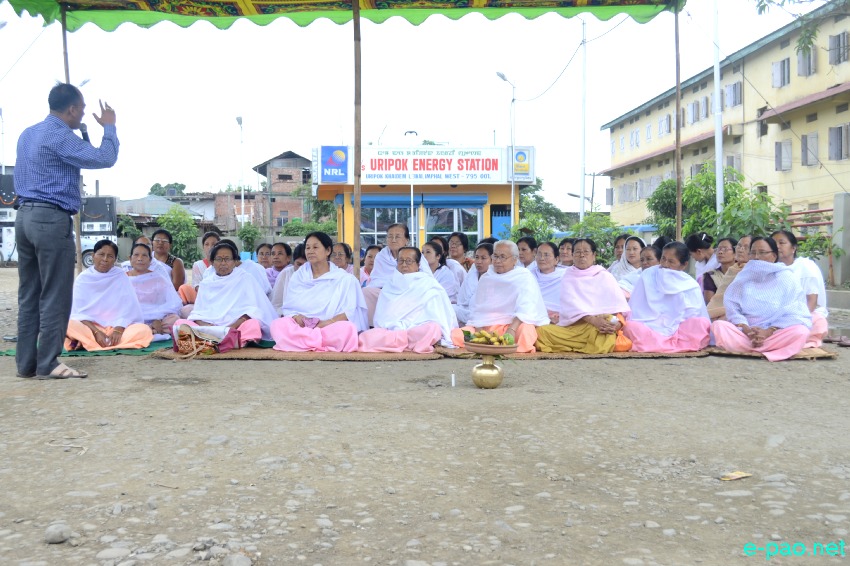 ILP : Sit in Protest at Uripok and Naoremthong demanding ILP System in Manipur :: September 18 2014
