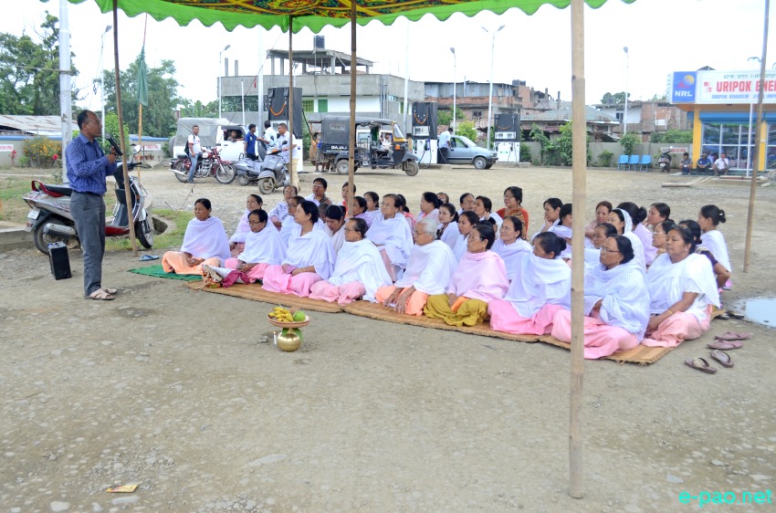 ILP : Sit in Protest at Uripok and Naoremthong demanding ILP System in Manipur :: September 18 2014