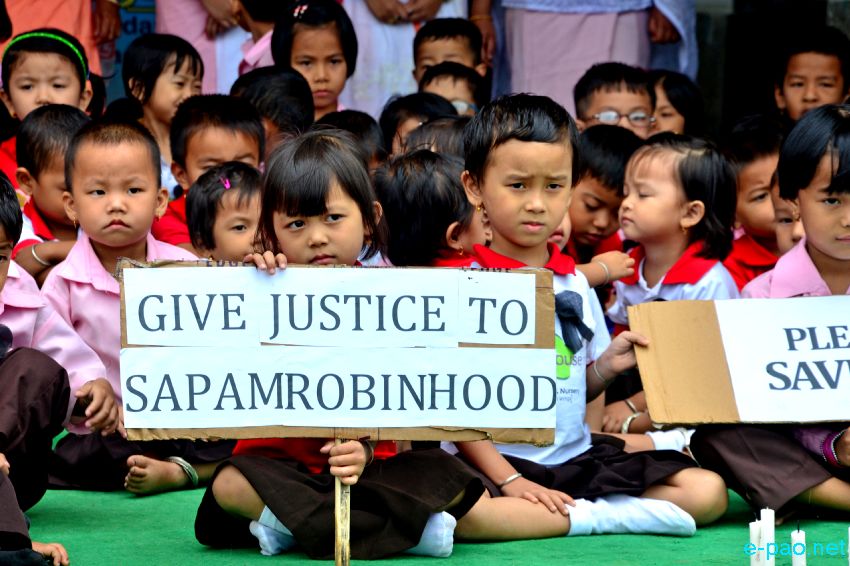 ILP : Sit-In and Human Chain formation  at Tree House School, Singjamei Sougrakpam Leikai :: July 27 2015
