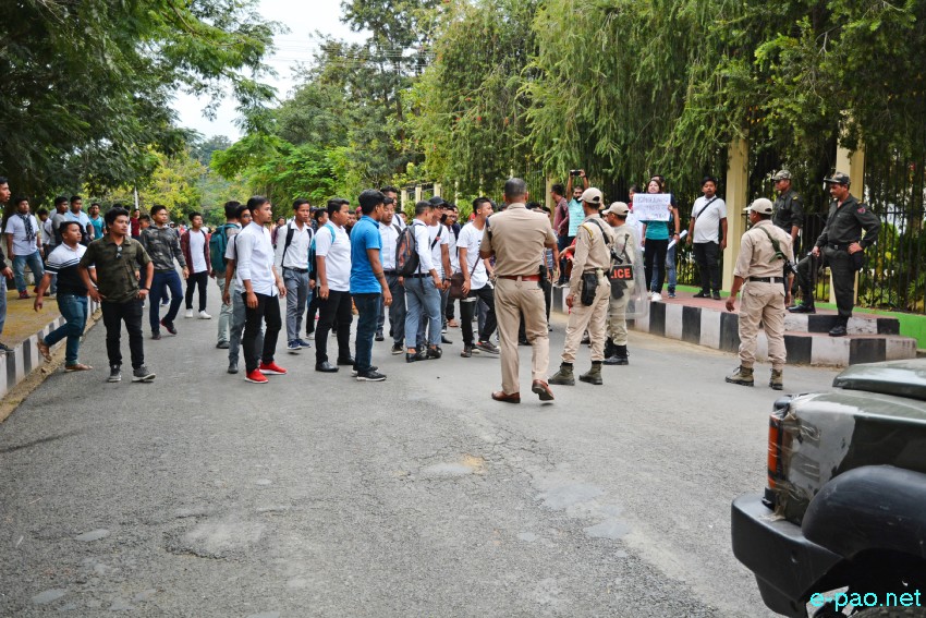 Students and police clashed during of Manipur University Protest Rally :: 10th October 2018