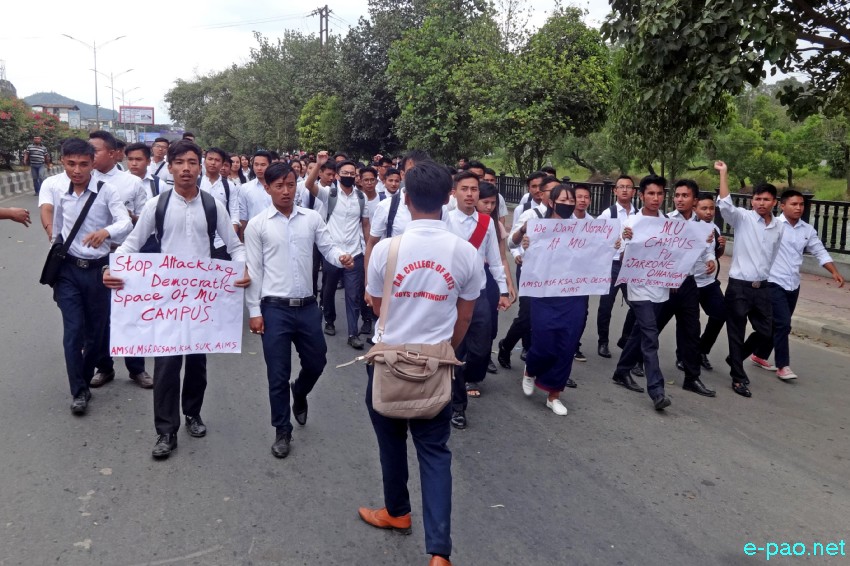 Students protest against police action towards students of Manipur University :: 25th September 2018