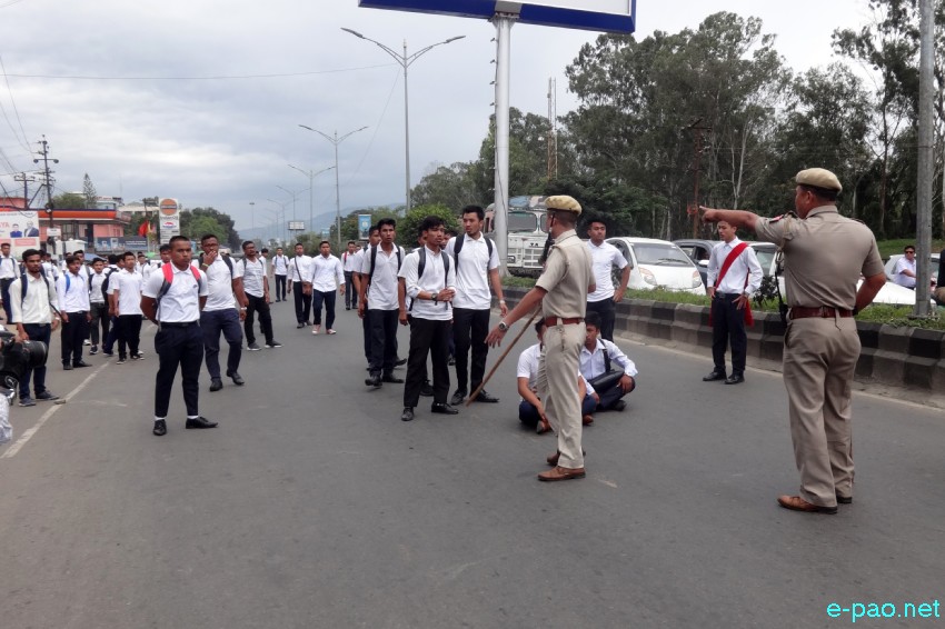 Students protest against police action towards students of Manipur University :: 25th September 2018
