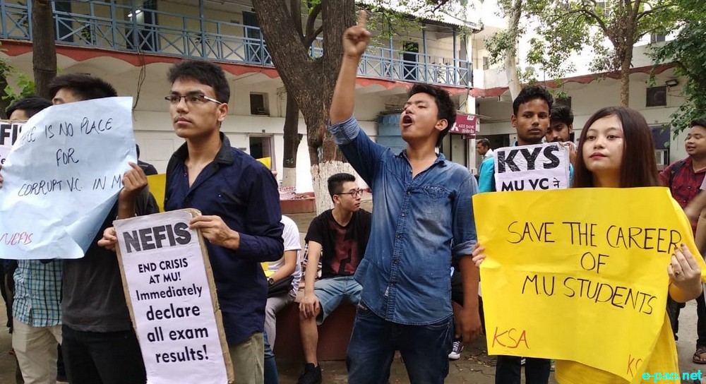 Manipur University students protest against MHRD at Delhi