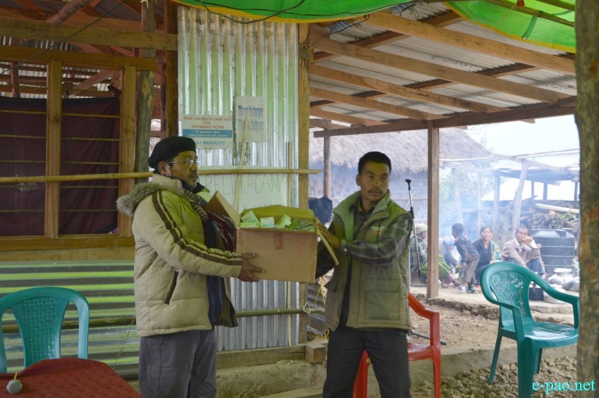 Manipur Earthquake : Aid distribution at Kabui Khullen part 1 village in Tamenglong district :: 20 January 2016