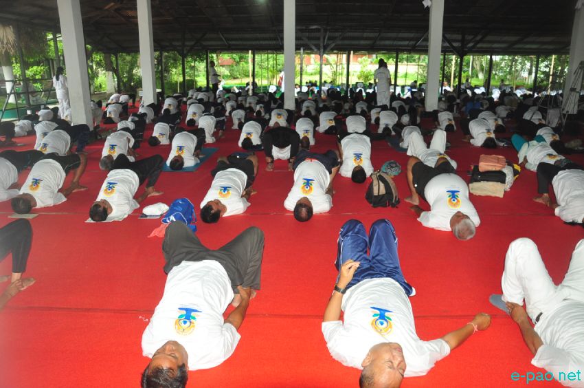 International Day of Yoga observed at Khunthokhanbi Community Hall, Thangmeiband :: 21 June 2016