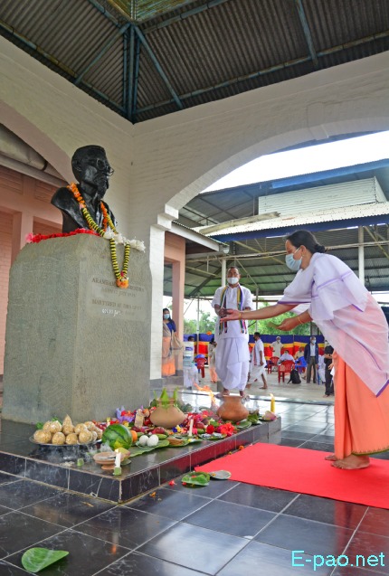 20th death anniversary of Arambam Samarendra: Floral Tribute at Khurai Shalanthong, Imphal :: 10th June, 2020